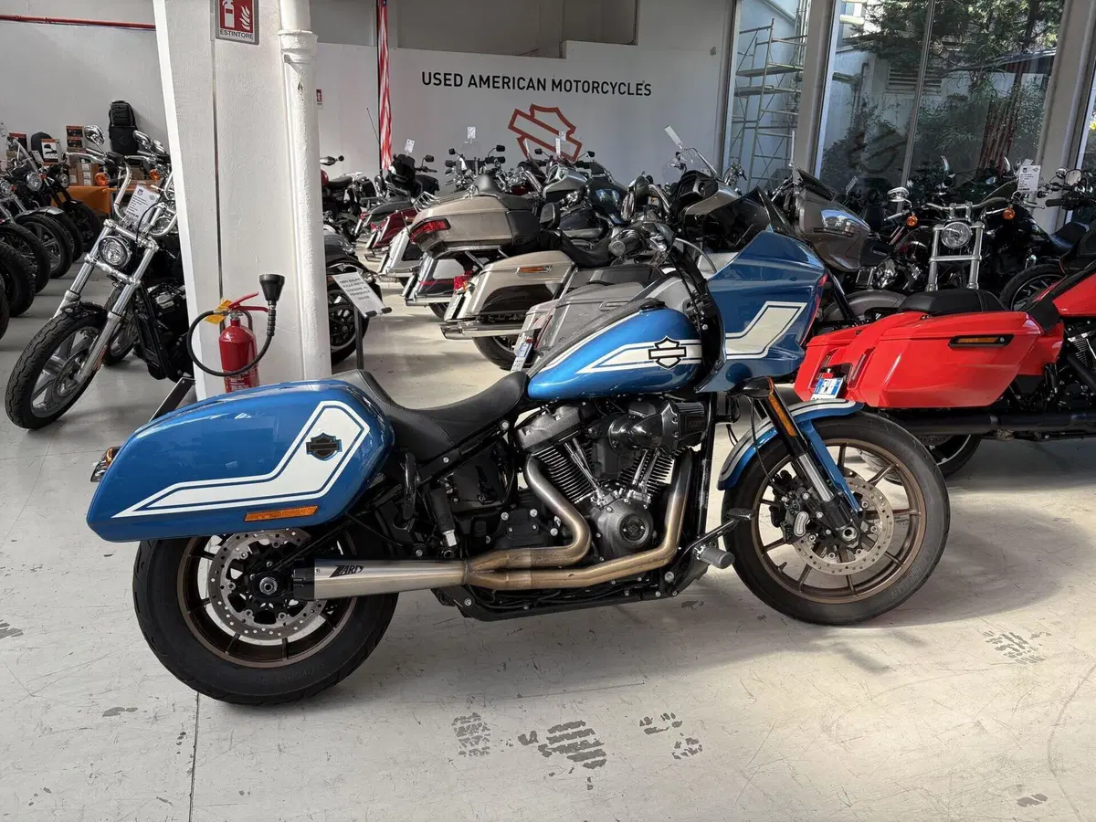 Harley-Davidson Low Rider ST Fast Johnnie Enthusiast (2023) (2)