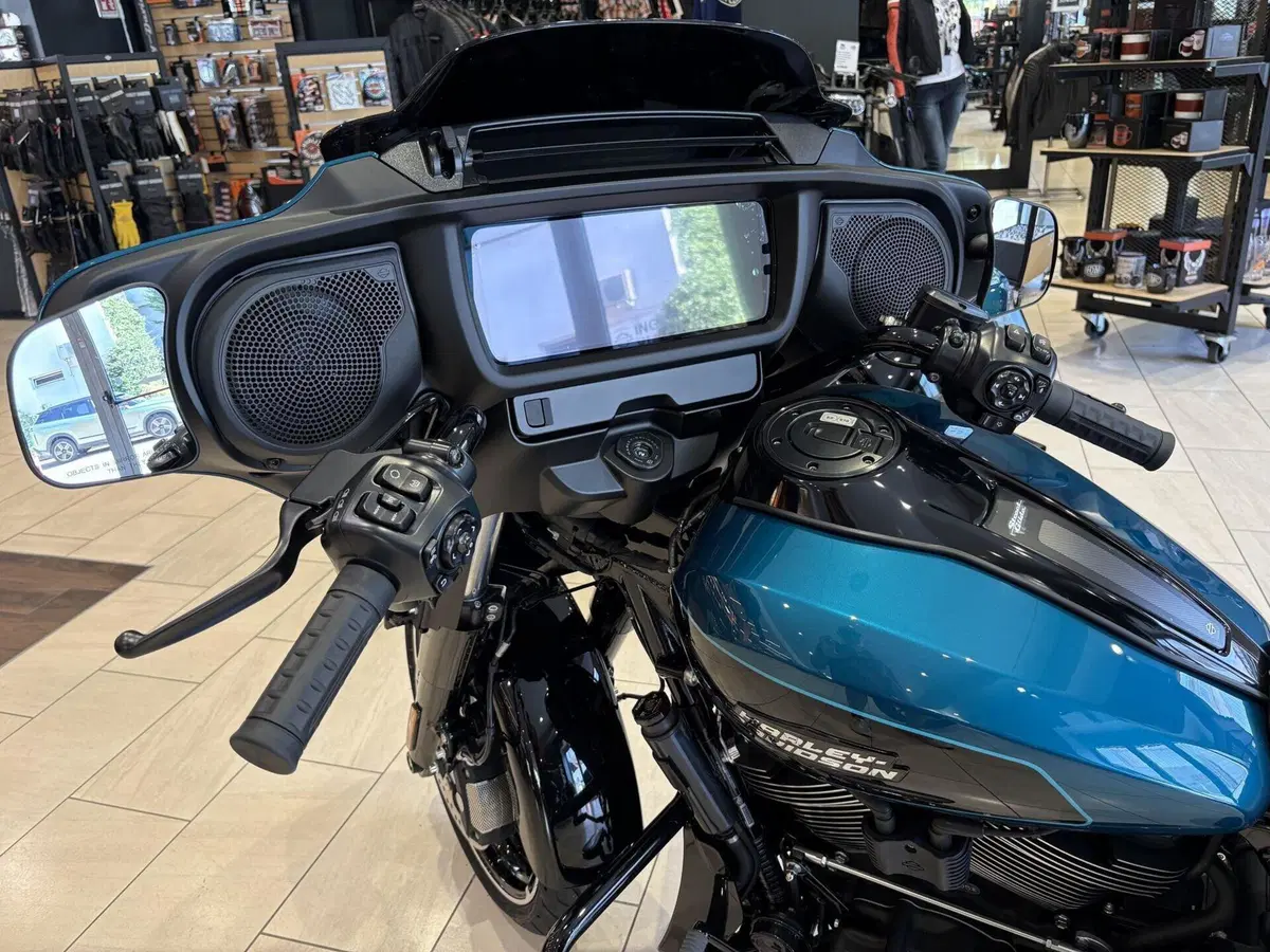 Harley-Davidson Street Glide (2024 - 26) (3)