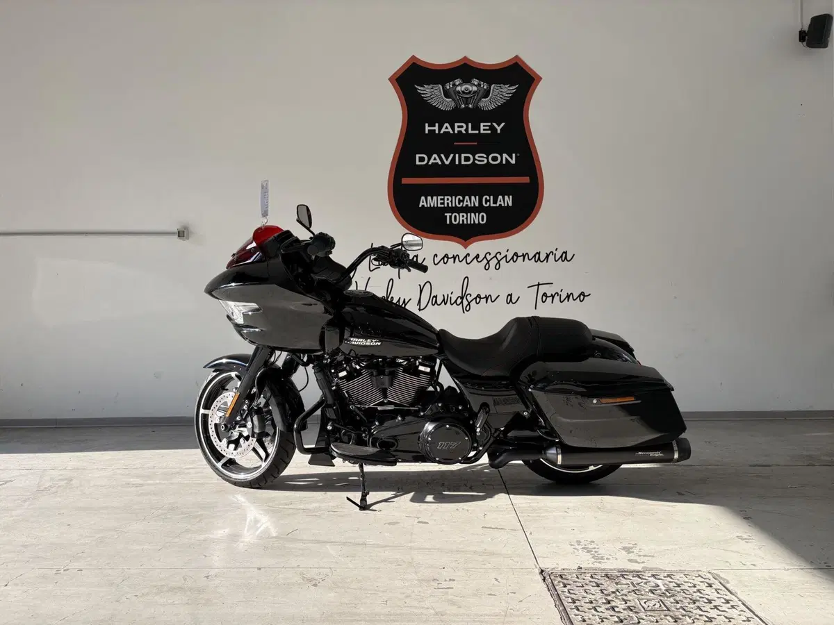 Harley-Davidson Road Glide (2024 - 26)