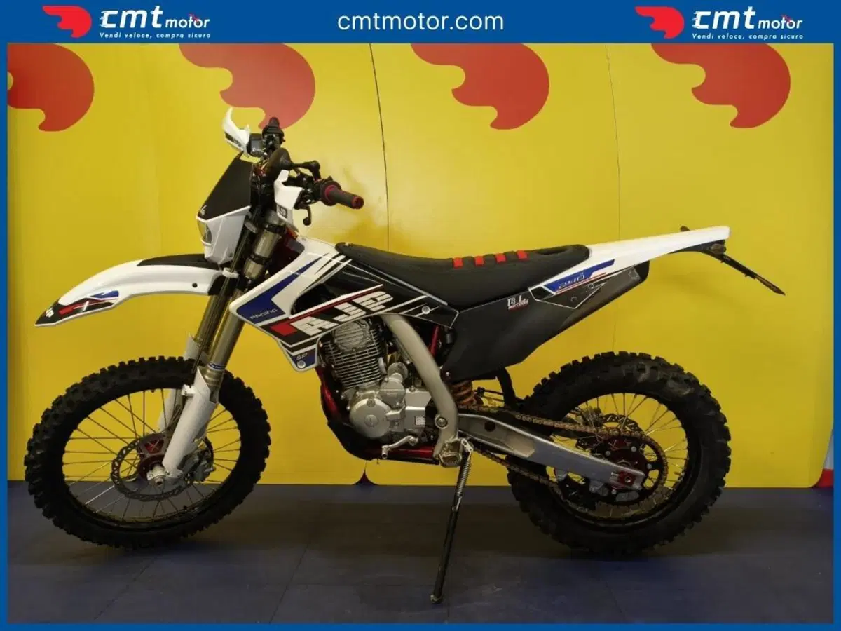 AJP SPR 240 Extreme Enduro (2023 - 26) (5)