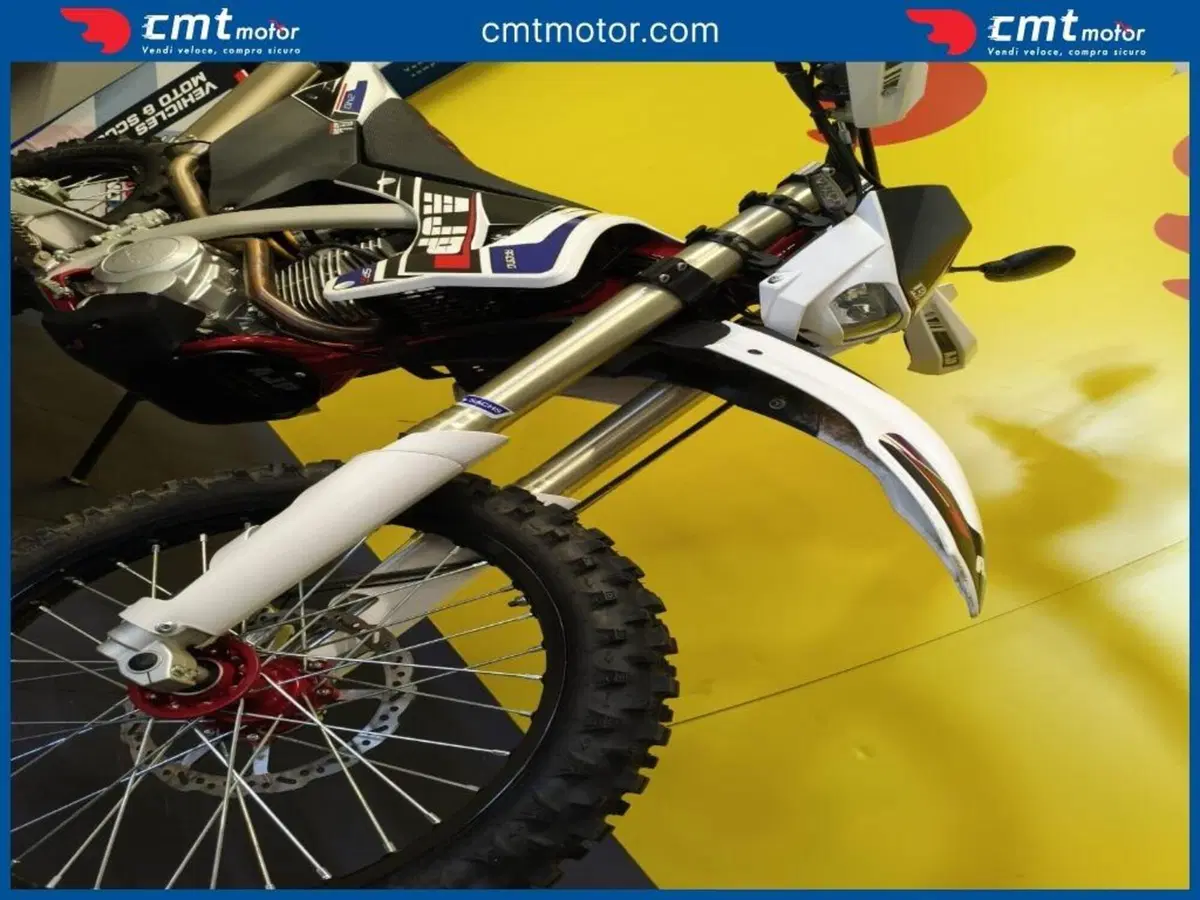 AJP SPR 240 Extreme Enduro (2023 - 26) (6)