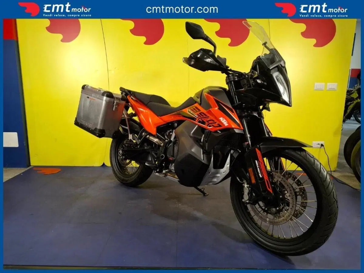 KTM 890 Adventure (2021) (4)