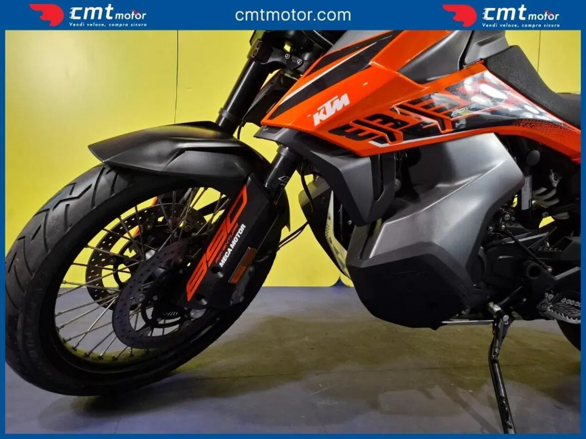 KTM 890 Adventure (2021) (7)