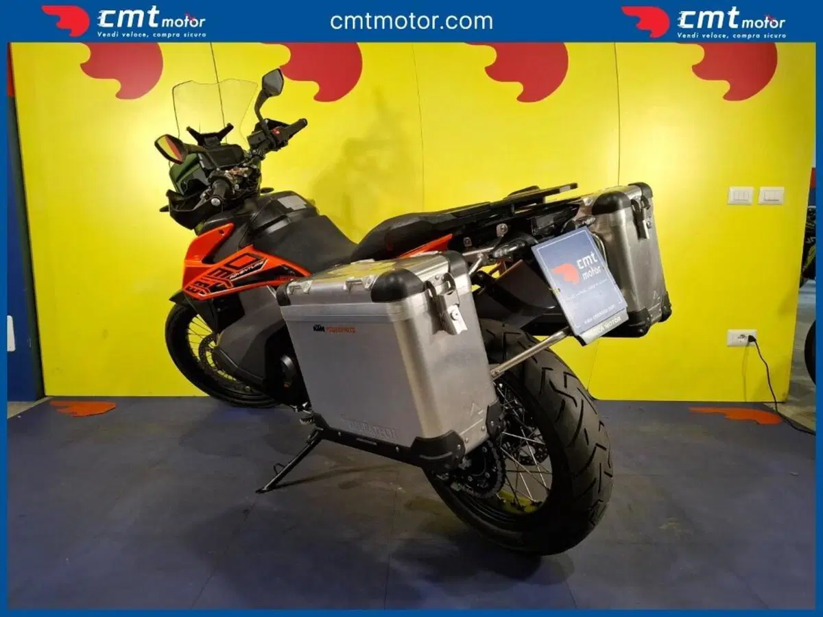 KTM 890 Adventure (2021) (9)