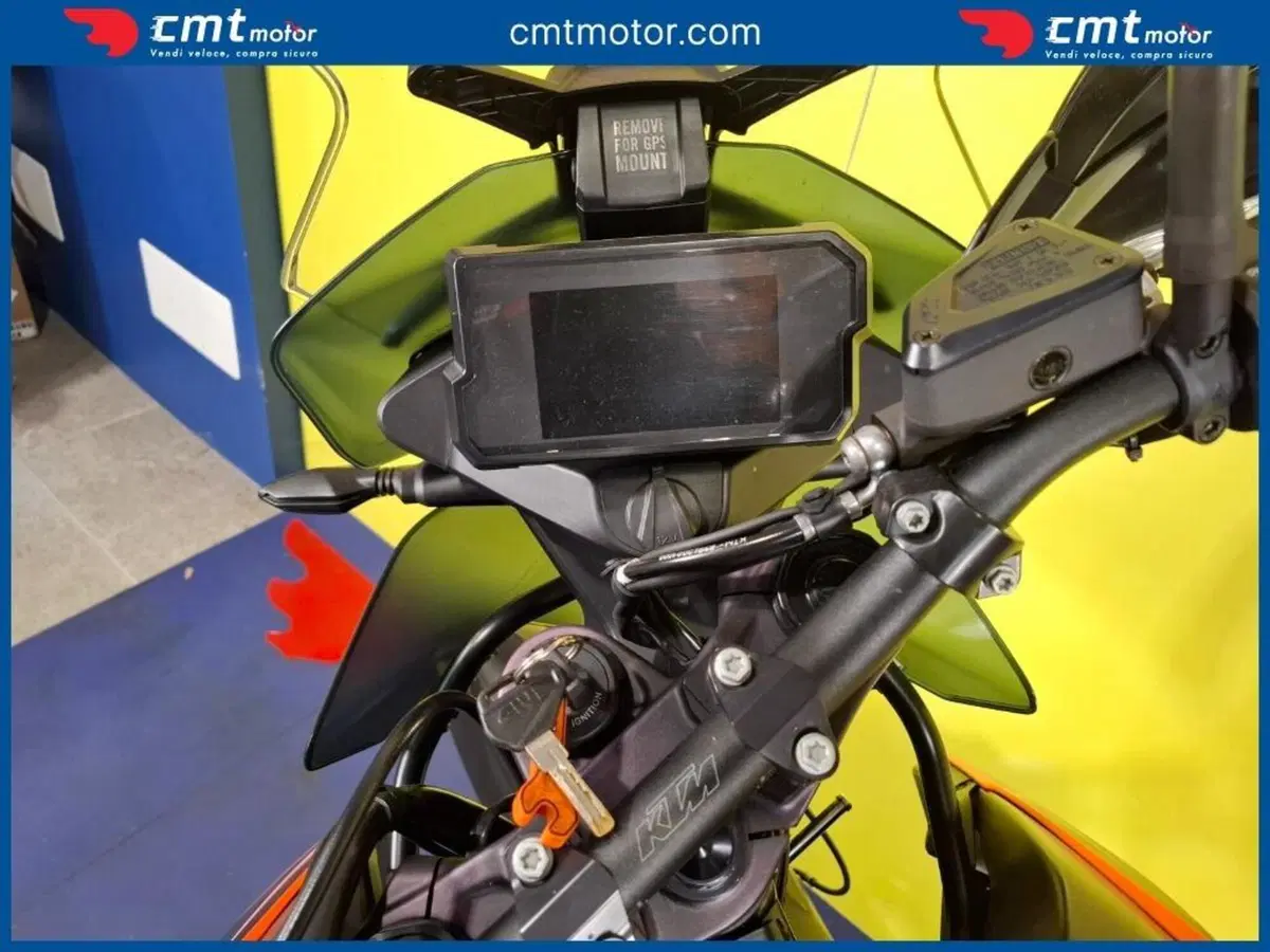 KTM 890 Adventure (2021) (13)