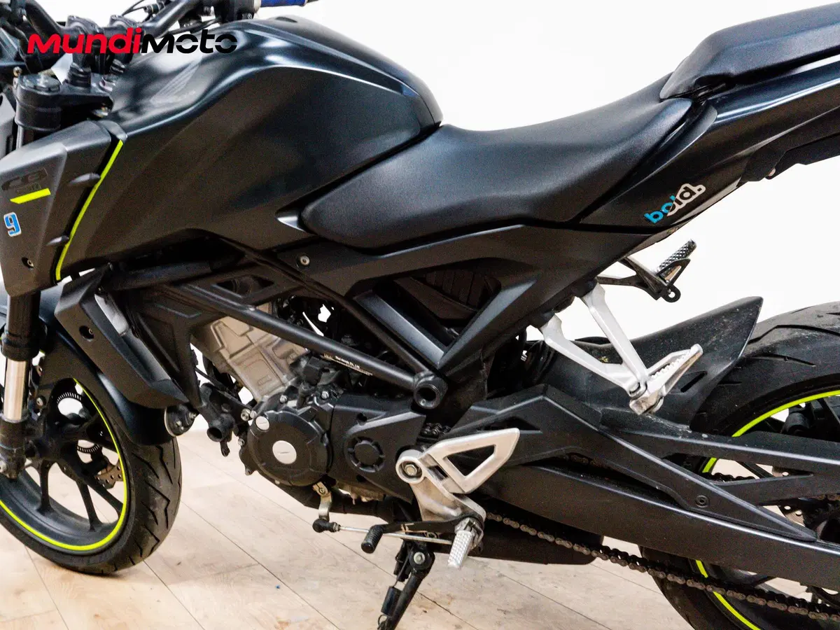 Honda CB 125 R (2024 - 26) (10)