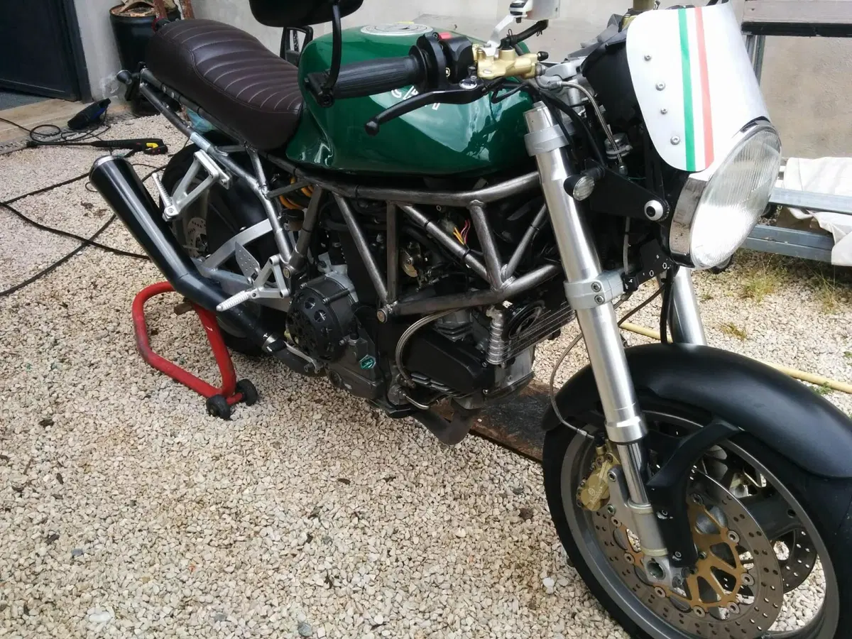 Ducati Sport 750 HF I.E. (2001 - 02) (16)