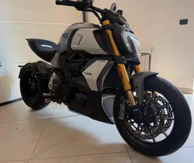 Ducati Diavel 1260 S (2019 - 20) usata