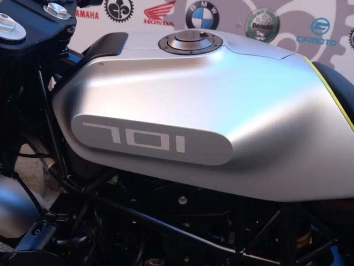 Husqvarna Vitpilen 701 (2020) (15)
