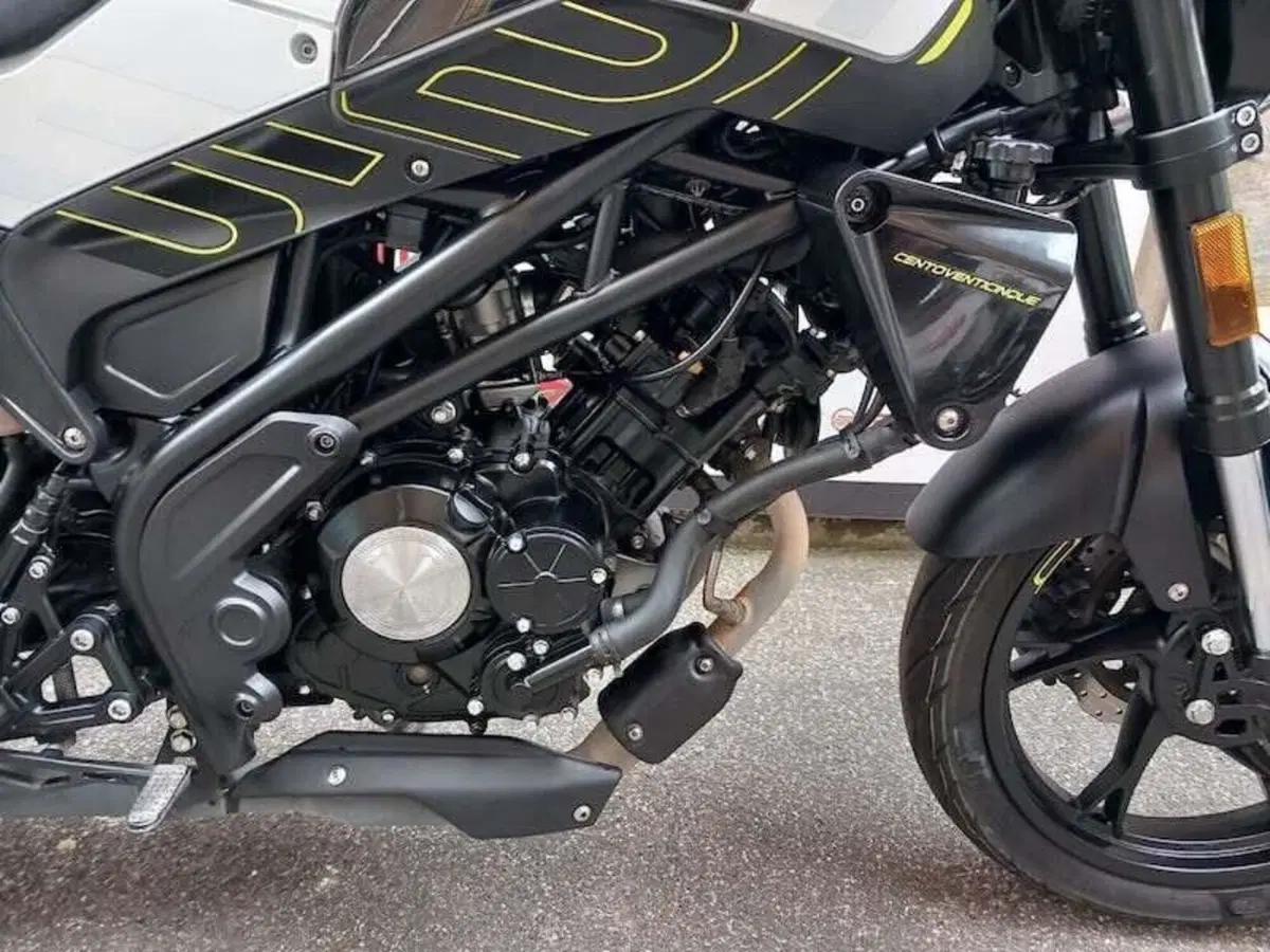 Benelli Leoncino 125 (2022 - 25) (3)