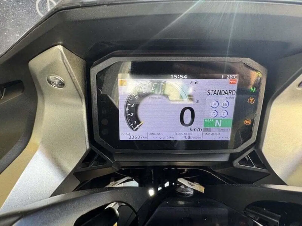 Honda Forza 750 DCT (2021 - 24) (18)
