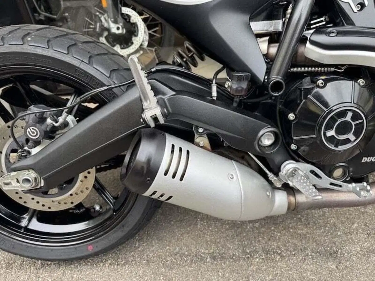 Ducati Scrambler 800 Icon Dark (2020) (4)