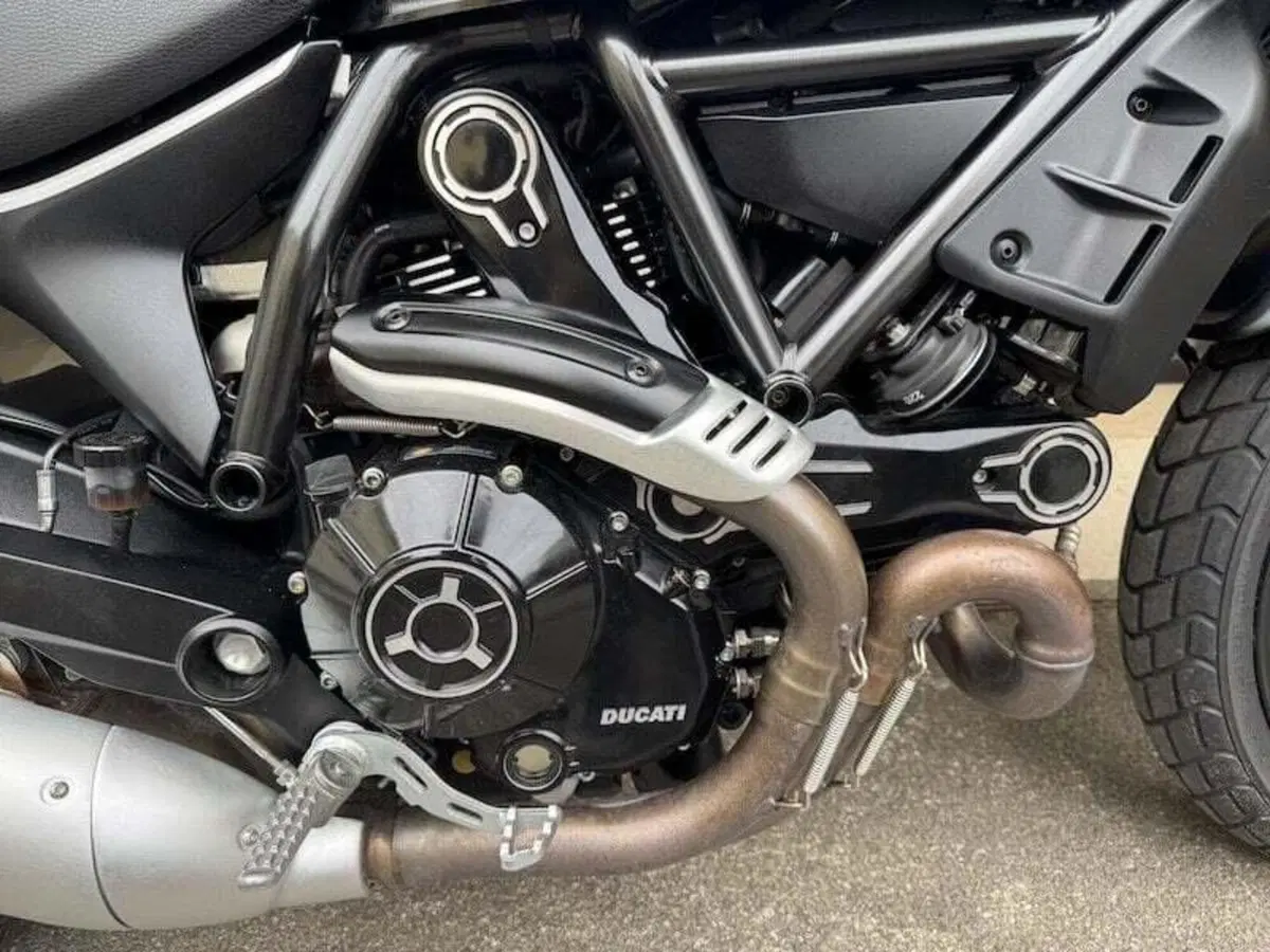 Ducati Scrambler 800 Icon Dark (2020) (9)
