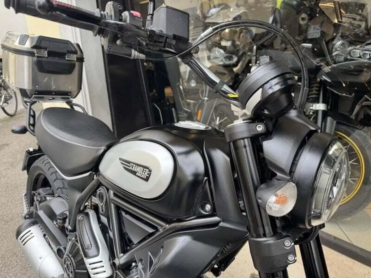 Ducati Scrambler 800 Icon Dark (2020) (10)