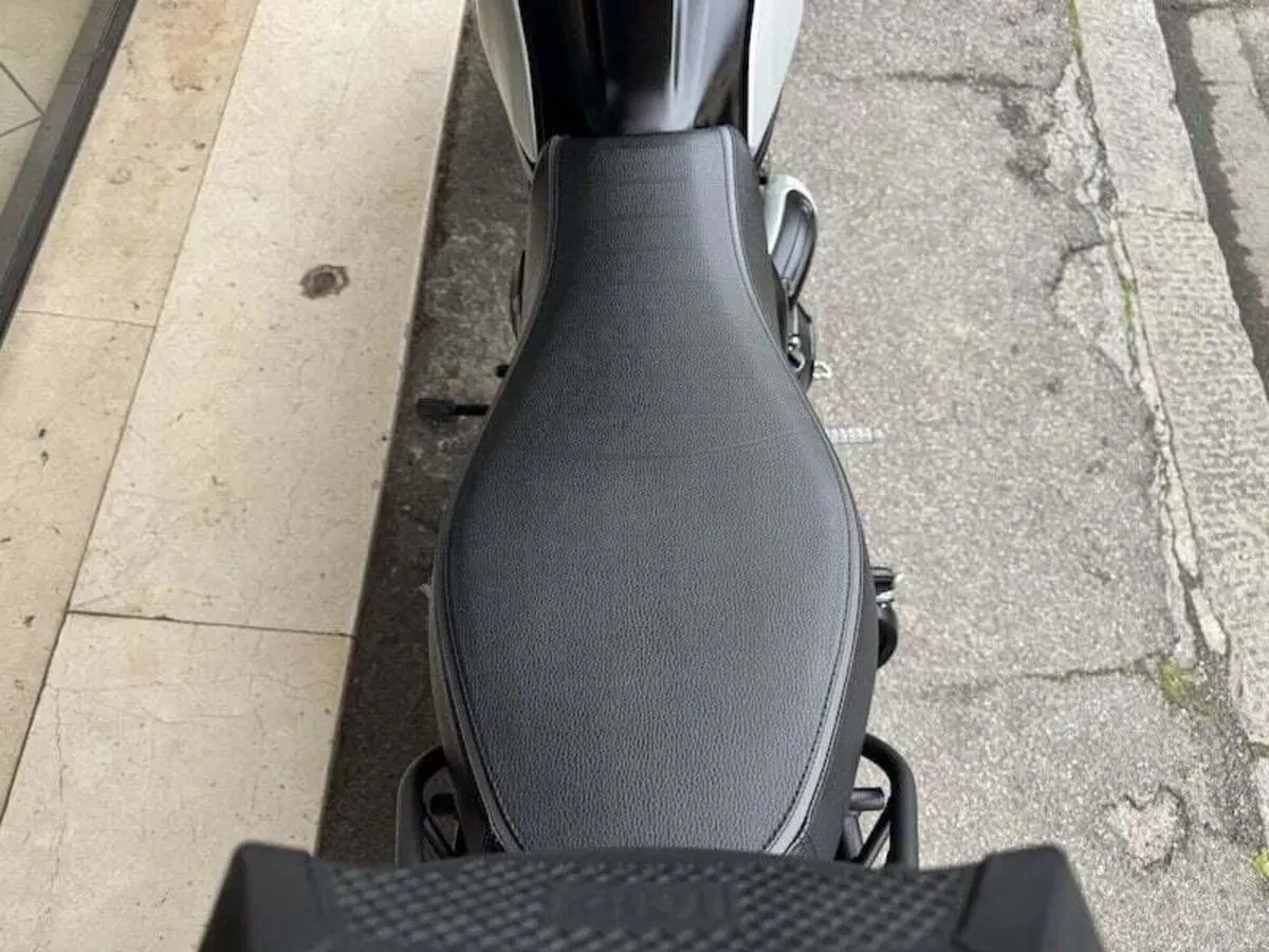 Ducati Scrambler 800 Icon Dark (2020) (17)