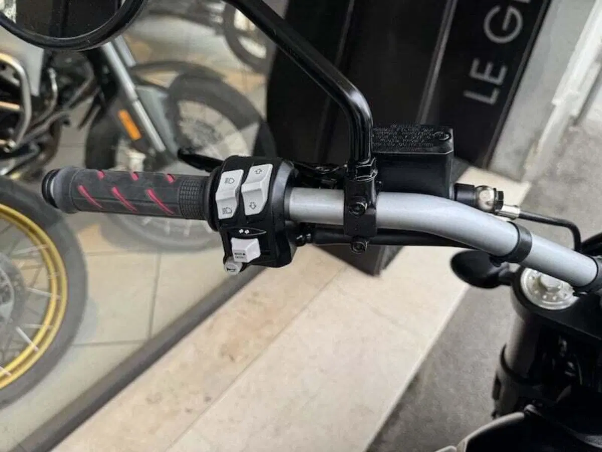 Ducati Scrambler 800 Icon Dark (2020) (19)