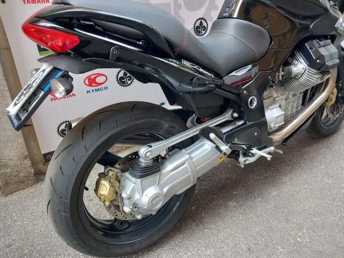 Moto Guzzi Sport 1200 (2006 - 08) (3)