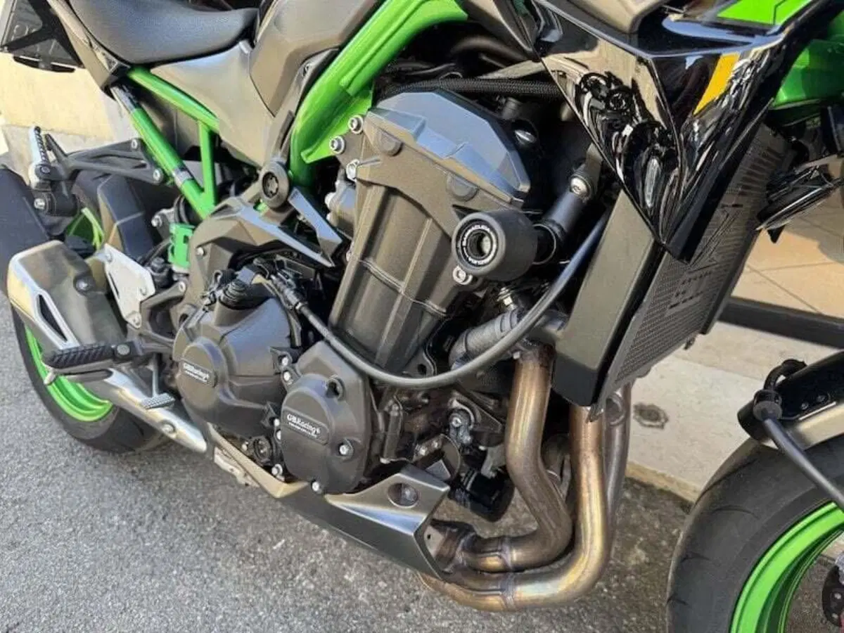 Kawasaki Z 900 (2021 - 24) (9)