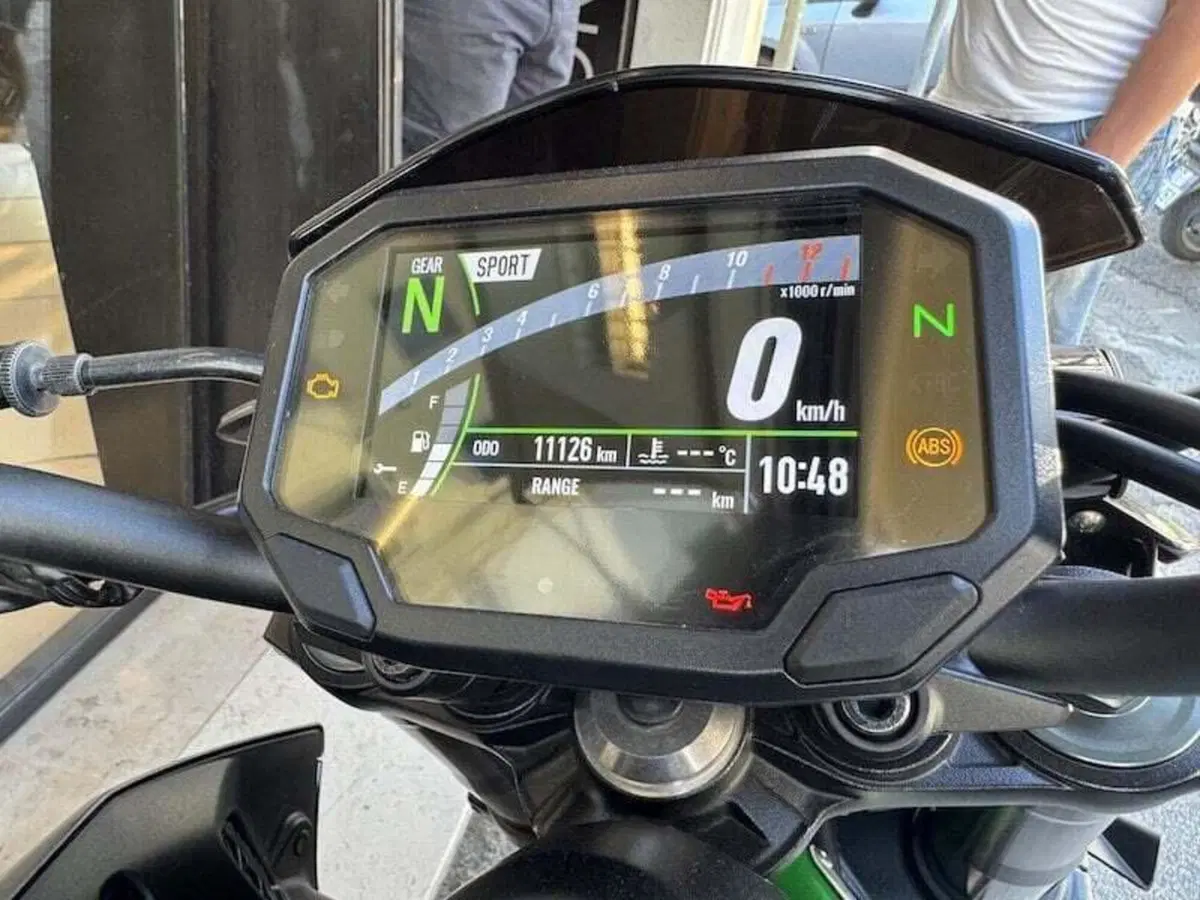 Kawasaki Z 900 (2021 - 24) (19)
