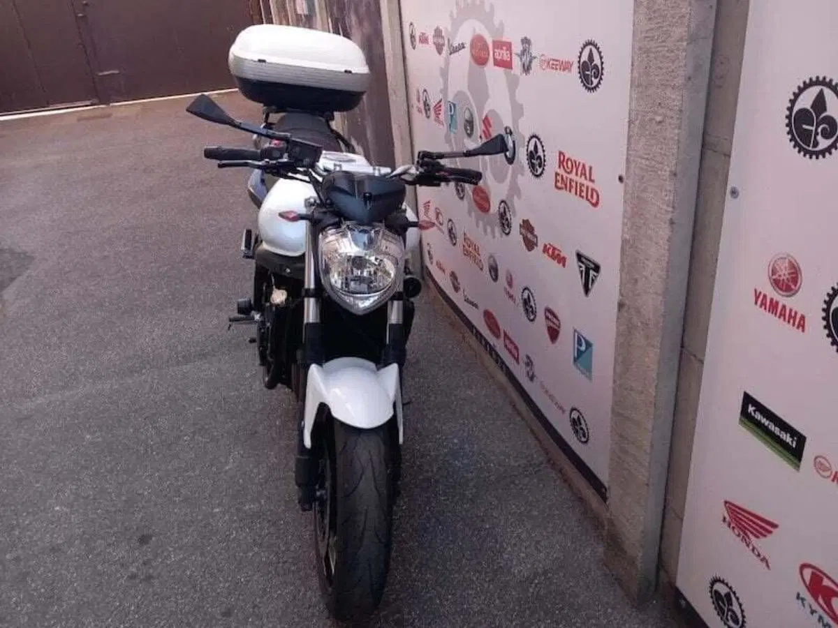 Yamaha FZ6 S2 (2007 - 11) (17)