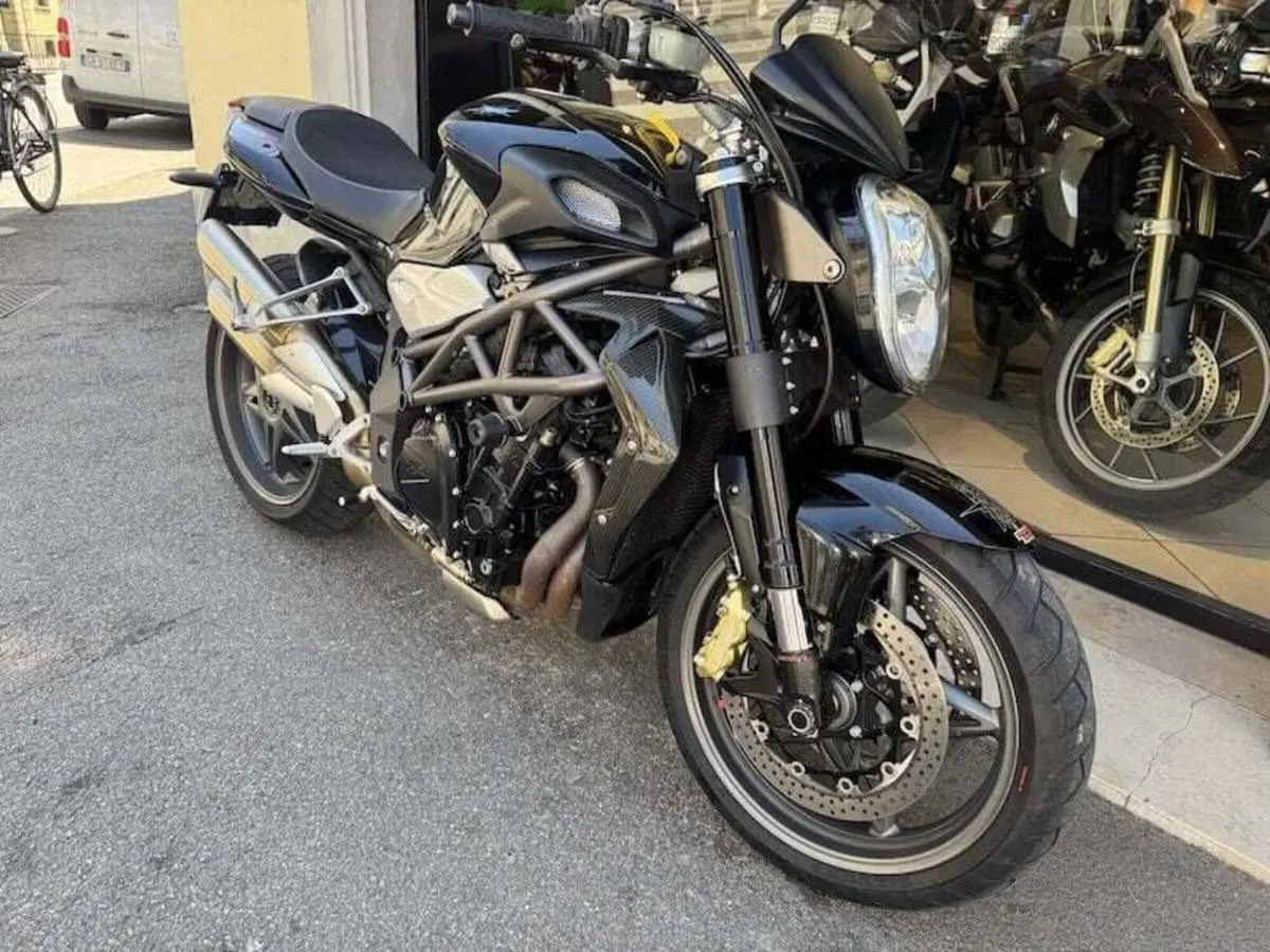 MV Agusta Brutale 990 R (2009 - 12) (5)
