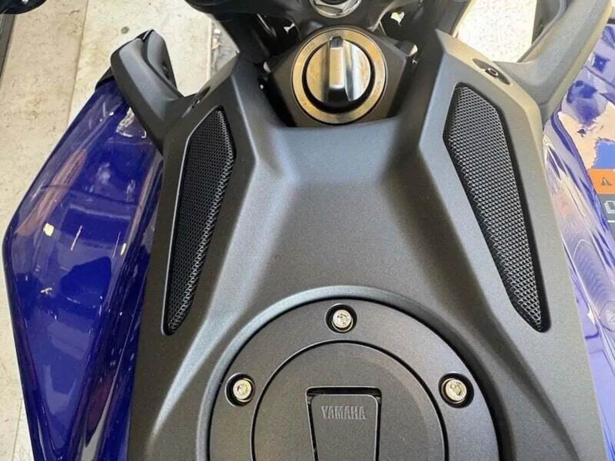 Yamaha MT-09 Y-AMT (2024 - 26) (18)