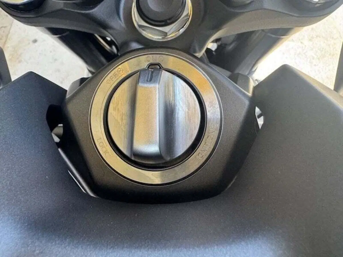Yamaha MT-09 Y-AMT (2024 - 26) (19)