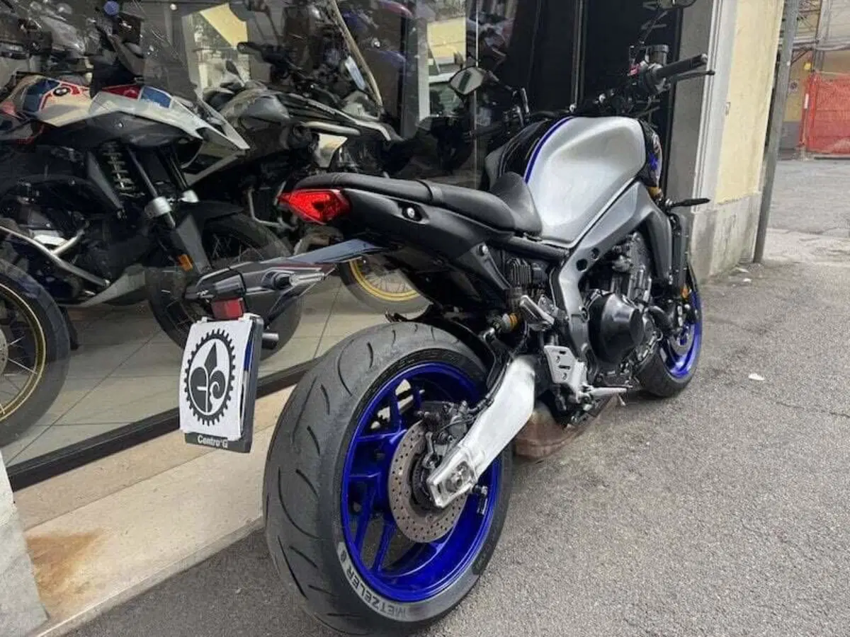 Yamaha MT-09 SP (2021 - 23) (14)