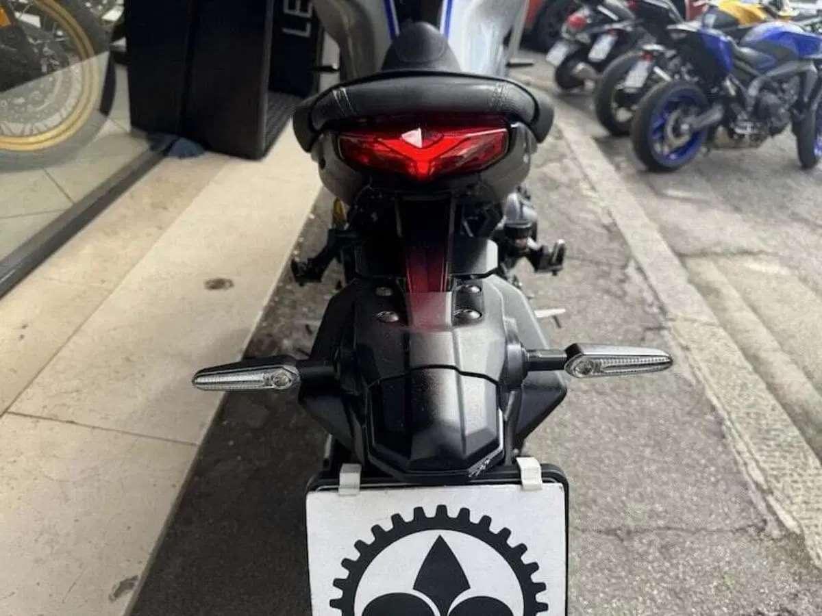 Yamaha MT-09 SP (2021 - 23) (15)