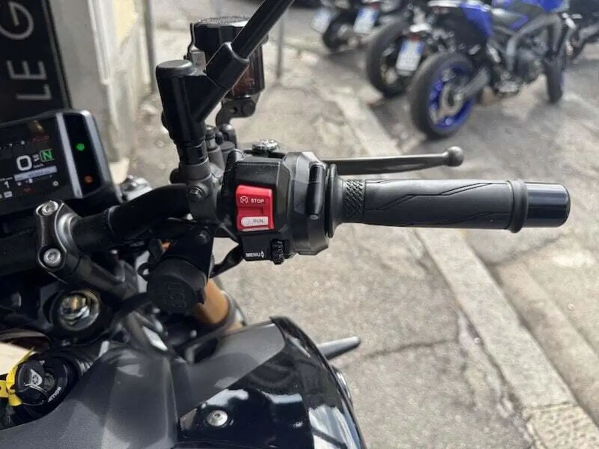 Yamaha MT-09 SP (2021 - 23) (20)
