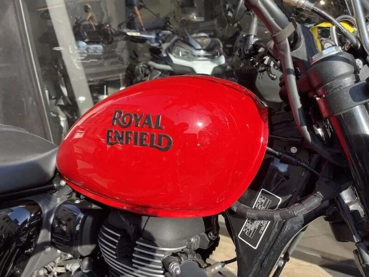 Royal Enfield Meteor 350 (2021 - 26) (9)