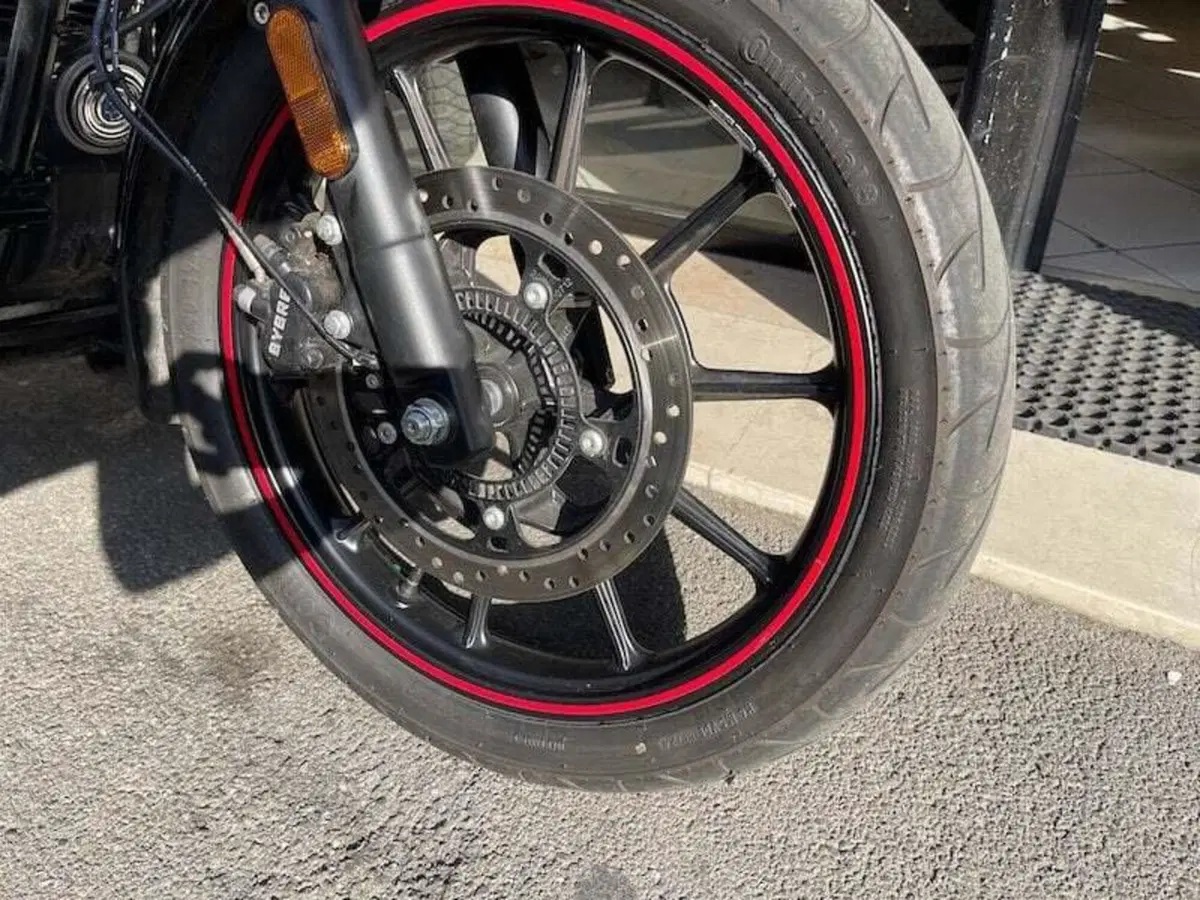 Royal Enfield Meteor 350 (2021 - 26) (12)