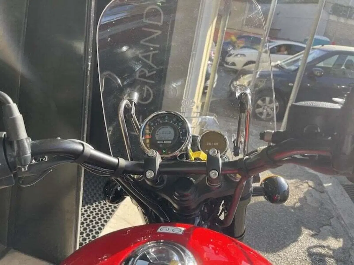 Royal Enfield Meteor 350 (2021 - 26) (18)