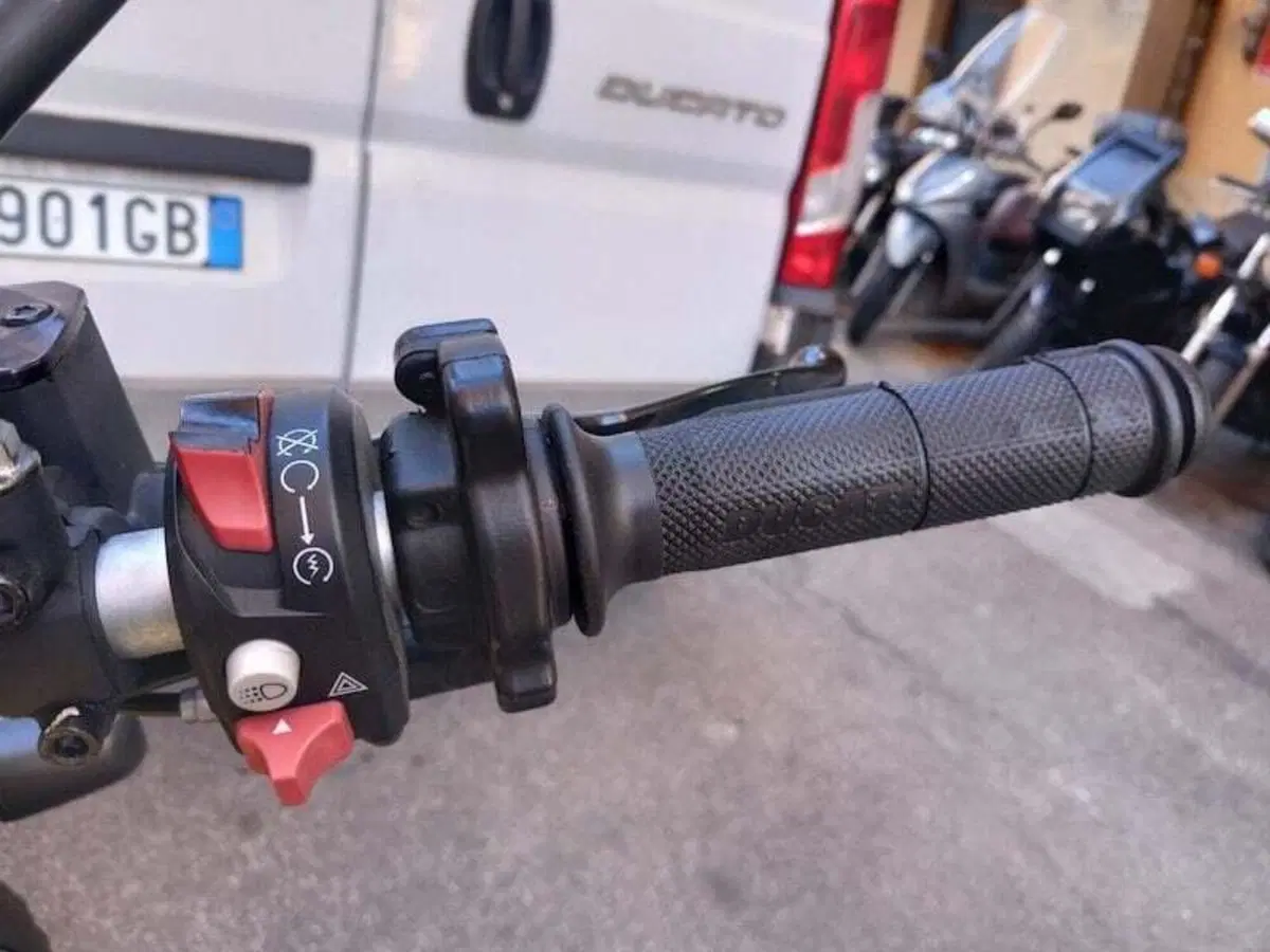 Ducati Scrambler 800 Icon (2017 - 20) (16)