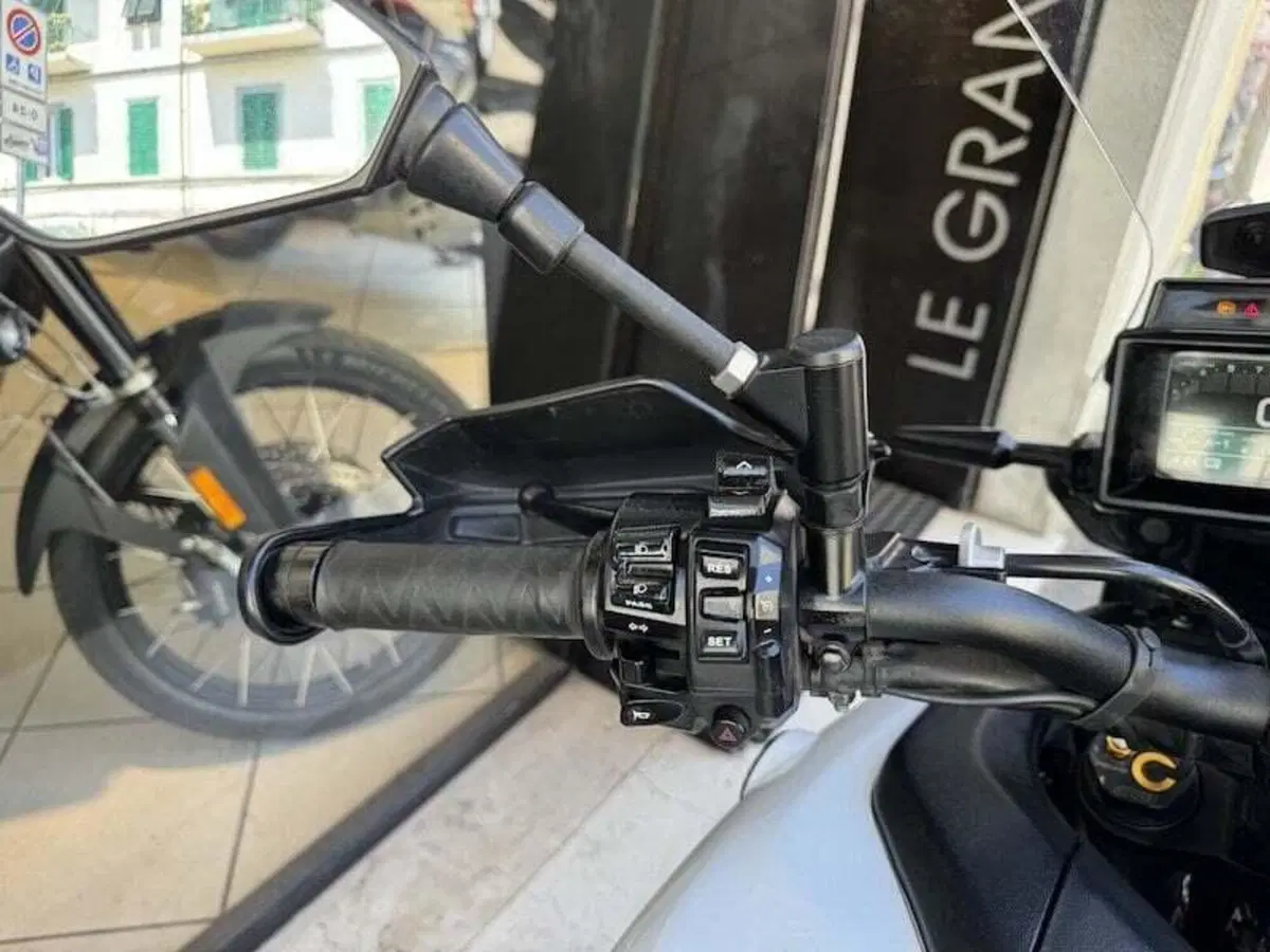Yamaha Tracer 9 GT (2021 - 24) (18)