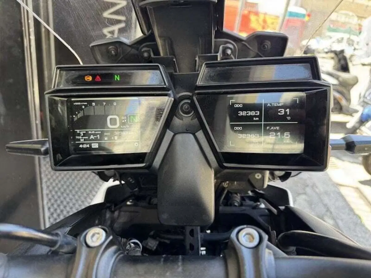 Yamaha Tracer 9 GT (2021 - 24) (19)