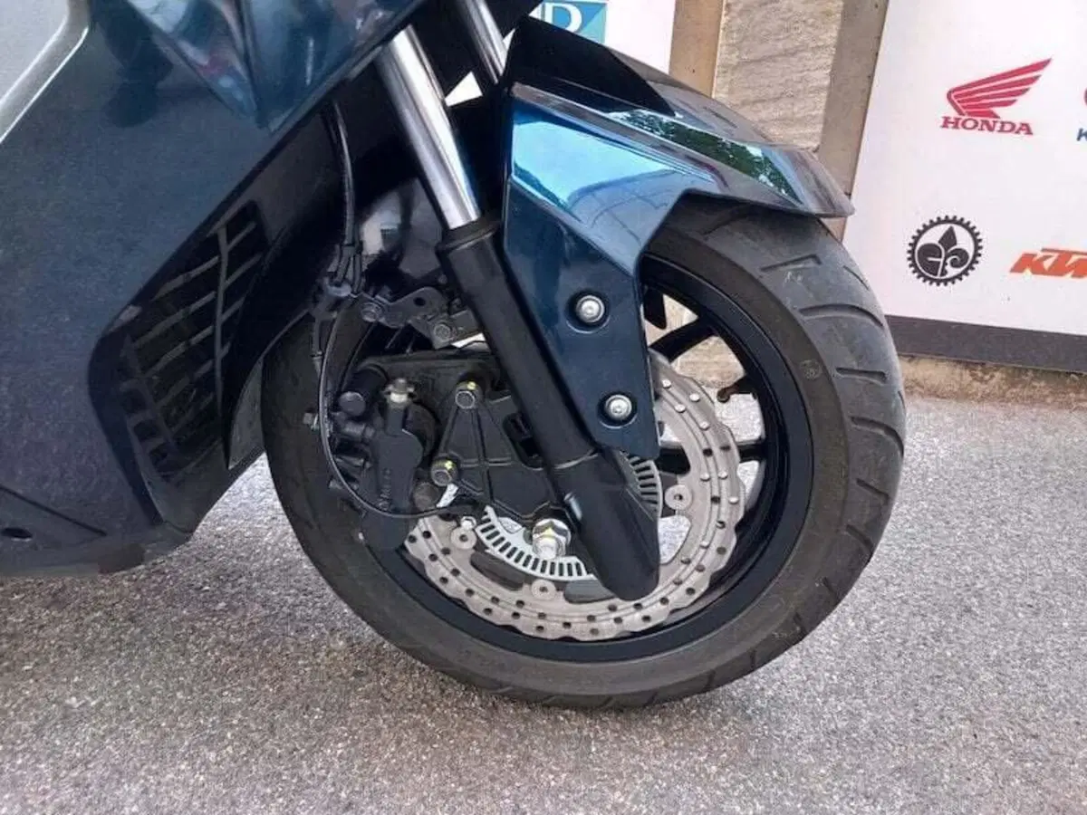 Kymco Dink 150 Flat (2023 - 26) (9)