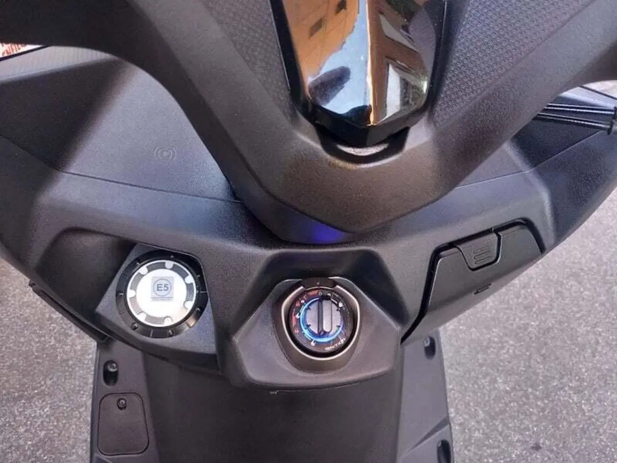 Kymco Dink 150 Flat (2023 - 26) (13)