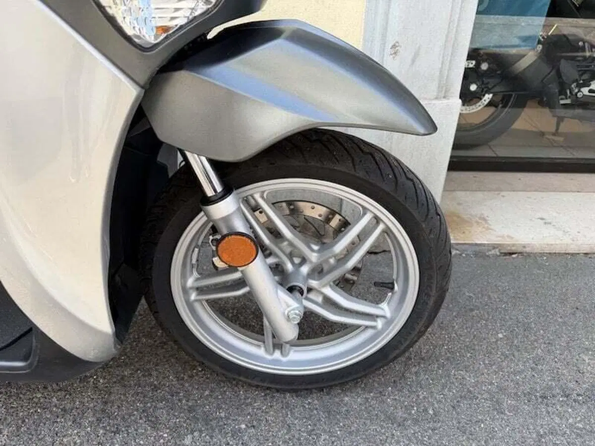Yamaha Xenter 125 (2017 - 20) (13)