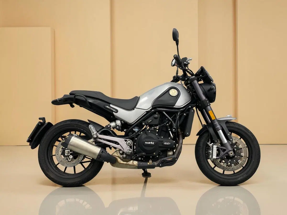 Benelli Leoncino 500 ABS (2017 - 20)