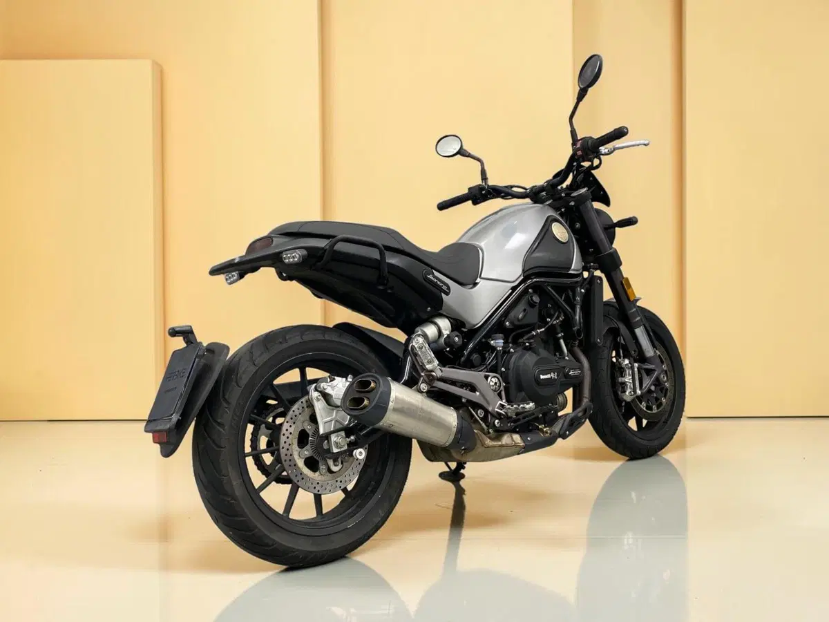 Benelli Leoncino 500 ABS (2017 - 20) (4)