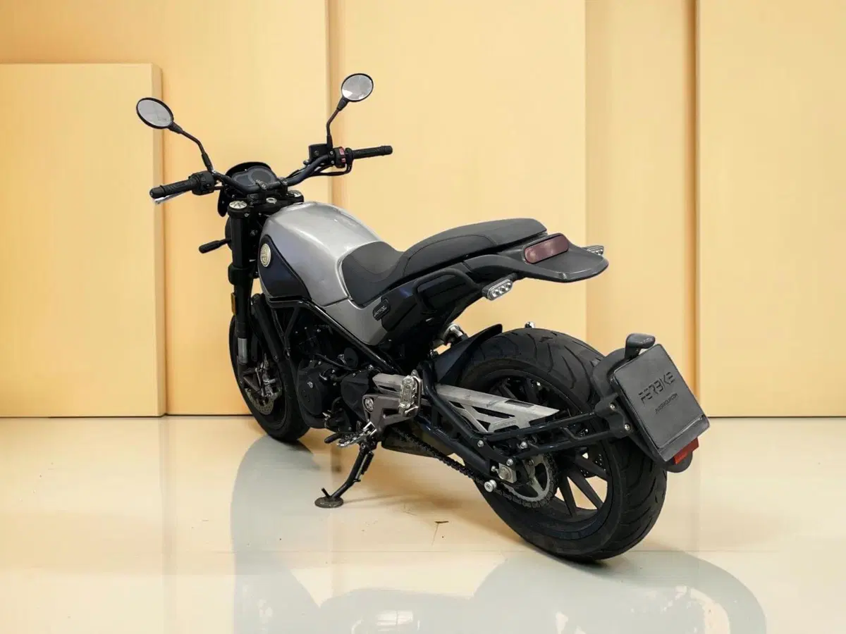 Benelli Leoncino 500 ABS (2017 - 20) (5)