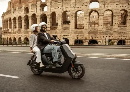 Elettrico a due ruote, luglio 2026: il totale sale del 20% ma i ciclomotori crollano del 48%