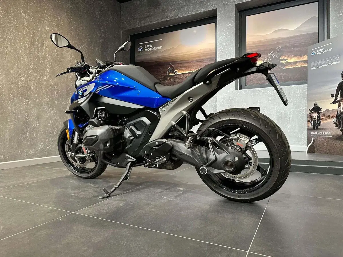 Bmw R 1300 R (2026 - 27) (10)