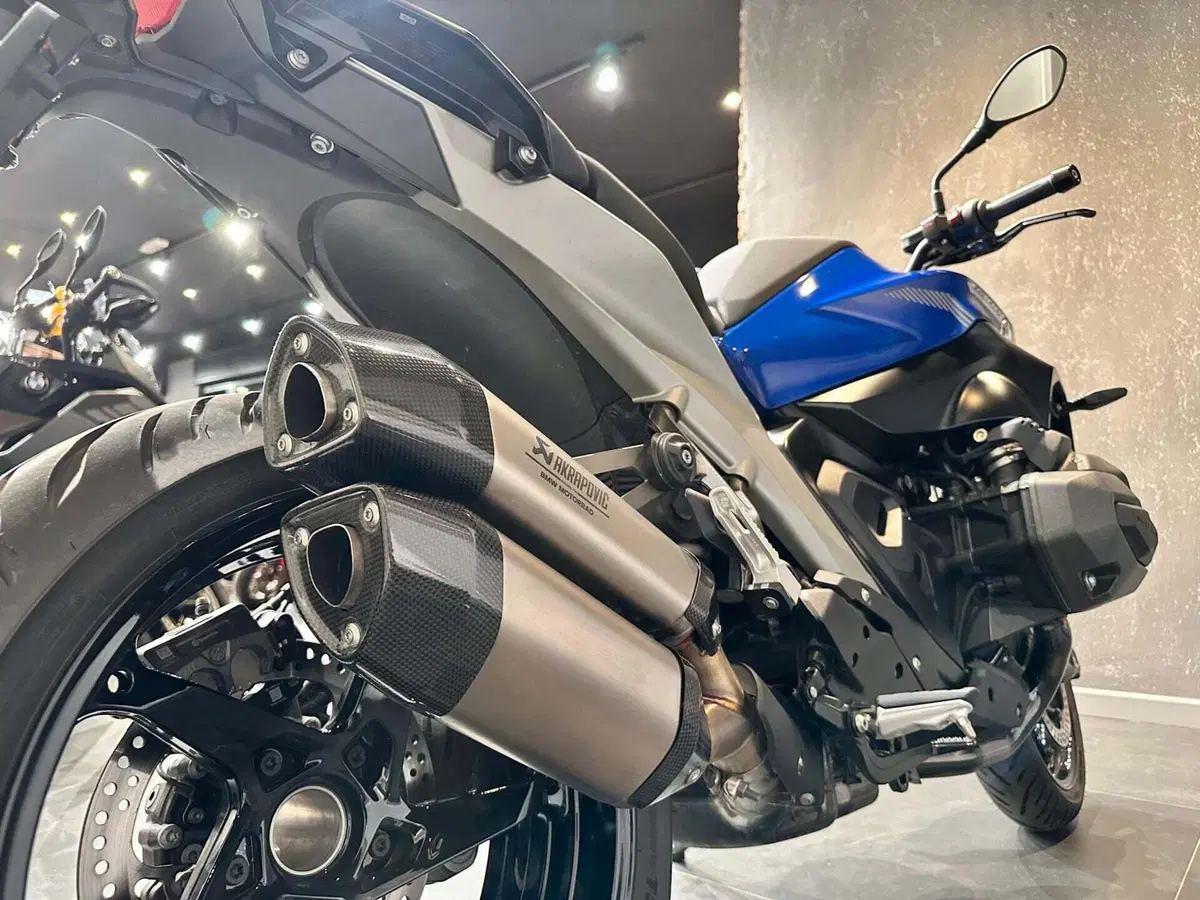 Bmw R 1300 R (2026 - 27) (13)