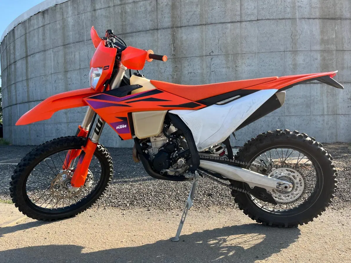 KTM 350 EXC-F (2024) (2)