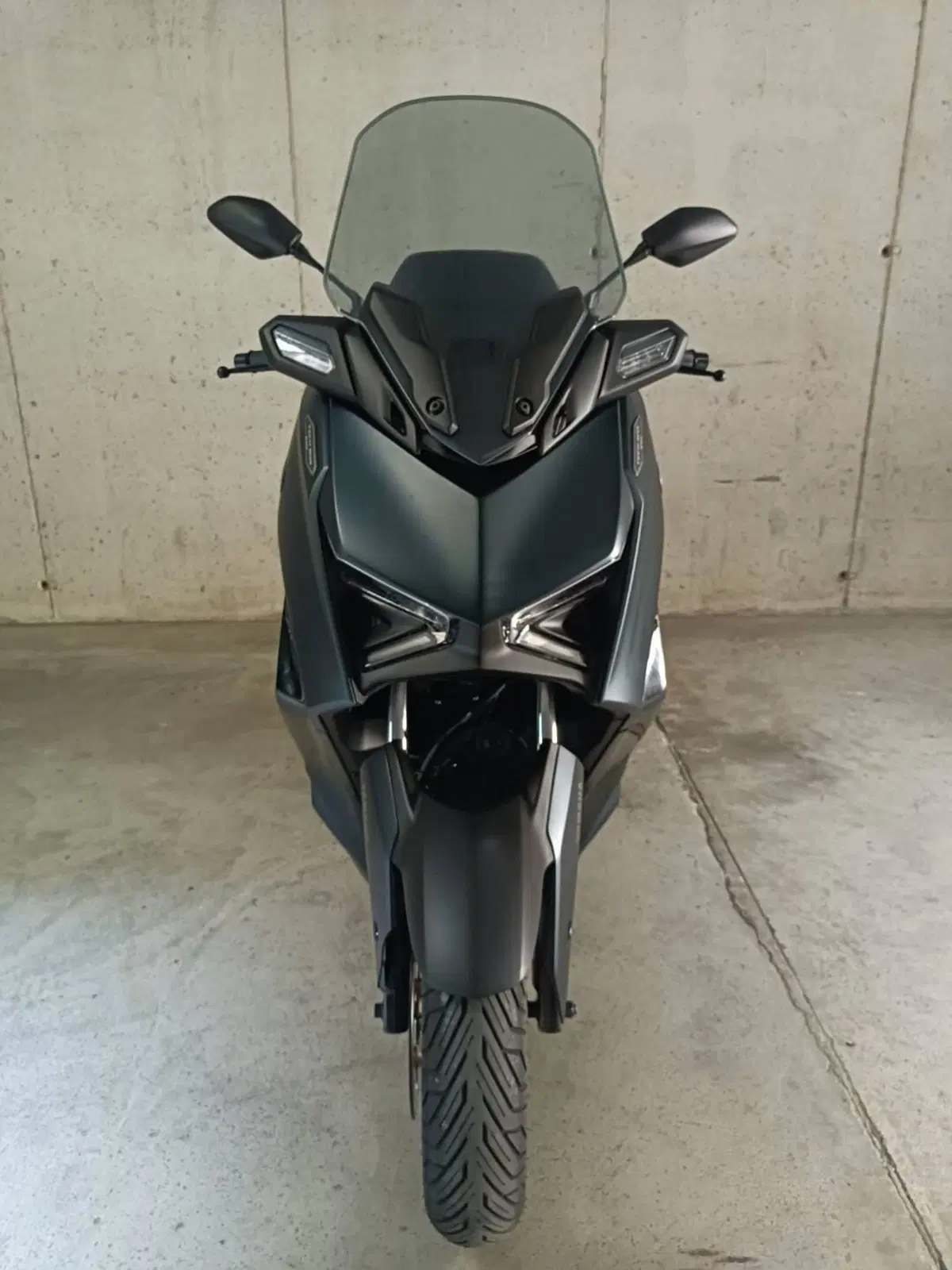 Yamaha X-Max 300 Tech Max (2021 - 24) (13)