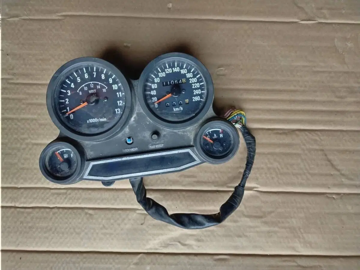 Ricambi Usati Kawasaki GPZ 900 R Ninja - Component (7)