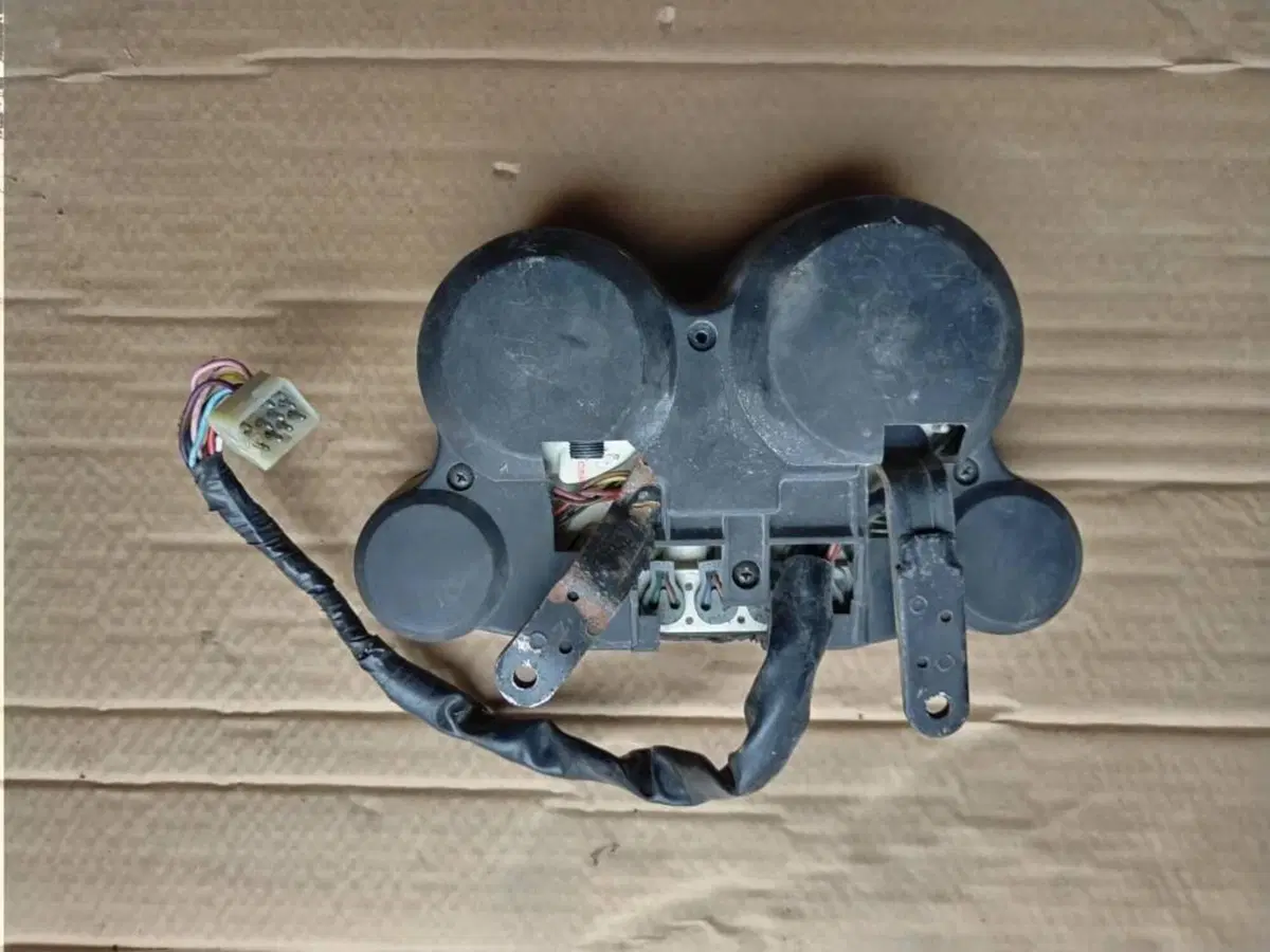 Ricambi Usati Kawasaki GPZ 900 R Ninja - Component (8)