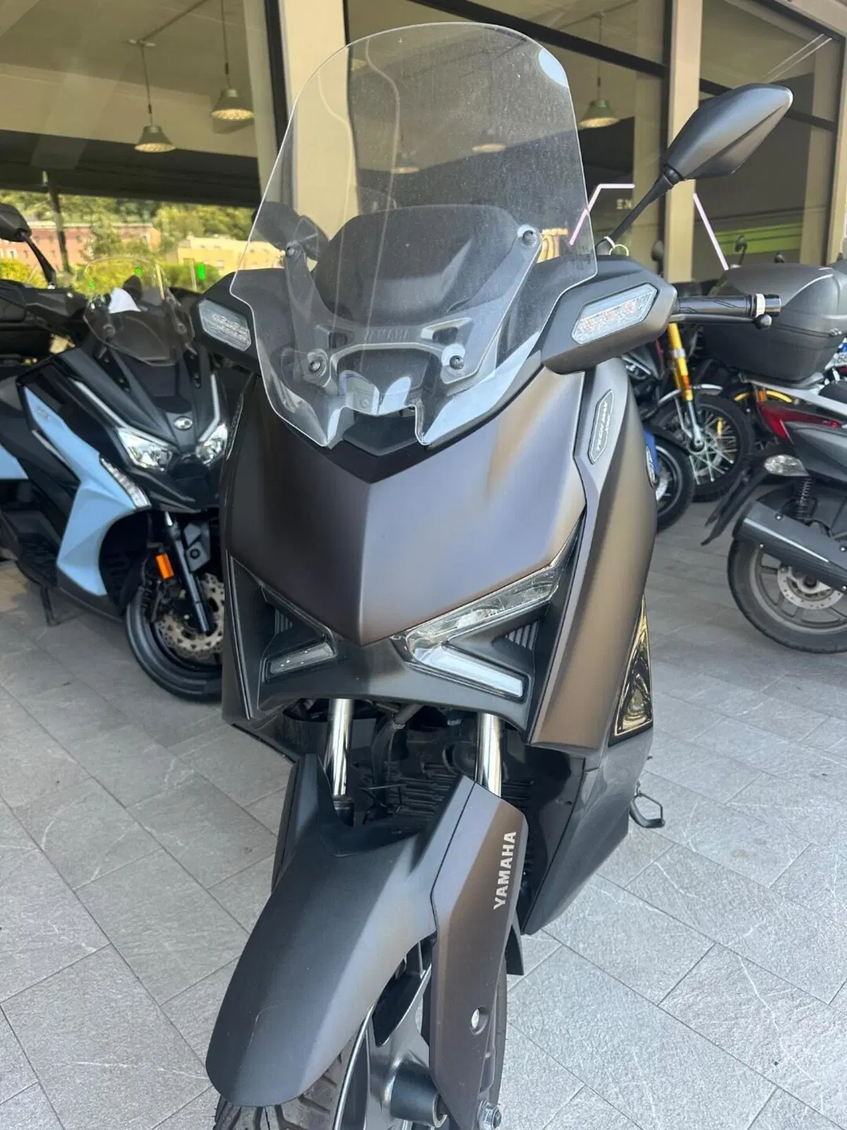 Yamaha X-Max 300 Tech Max+ (2025 - 26)